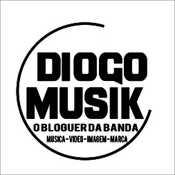 Listen to R&B music and sounds