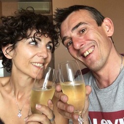 Listen to Clubs music and sounds