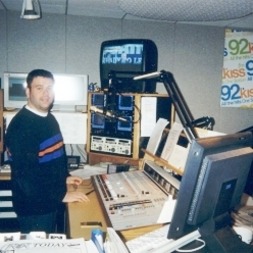 Listen to Dance music and sounds