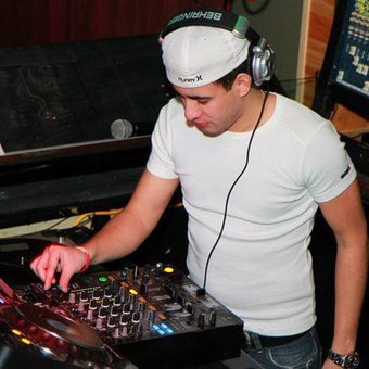 DJ Nandi