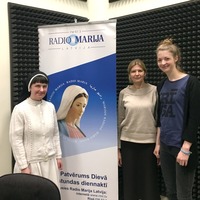 Tēva meitas s1e2 | Trīs sieviešu pieredze by Radio Marija Latvija
