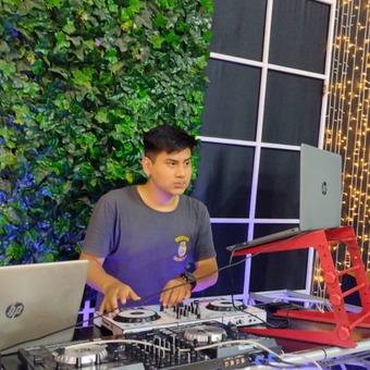 DJ Evandro Gonzales